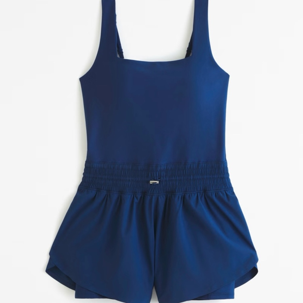 NWT Abercrombie YPB sculptLUX Hybrid Flyaway Onesie - XL